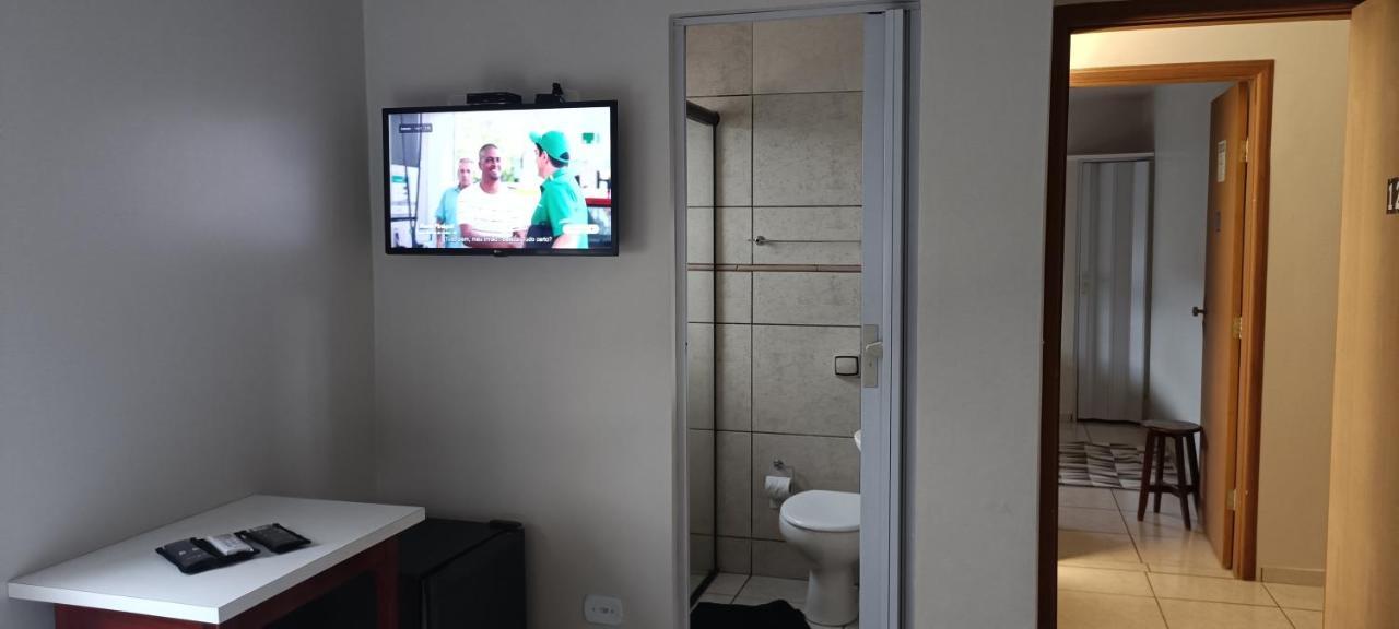 Hotel Pires Faxinal Buitenkant foto